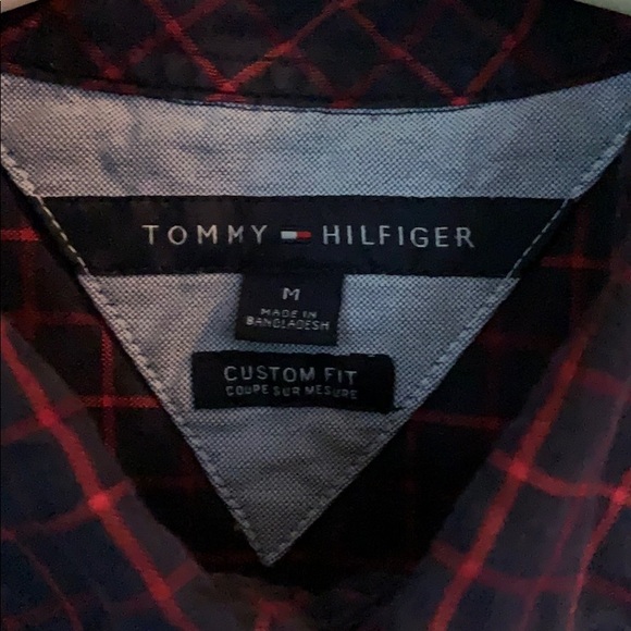 Tommy Hill figure button down size medium - Picture 2 of 4